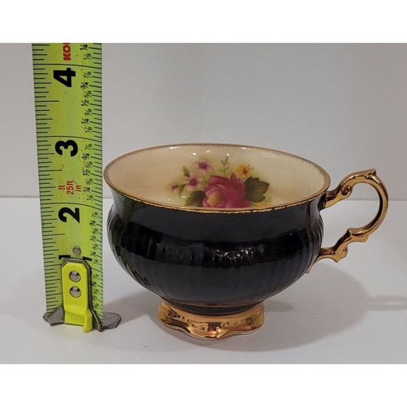 Elizabethan Vintage Rare TeaCup and Saucer Hand Decorated Fine Bone China 1875 - Picture 3 of 9